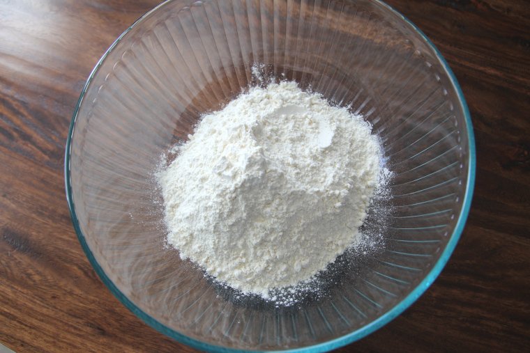 weigh flour