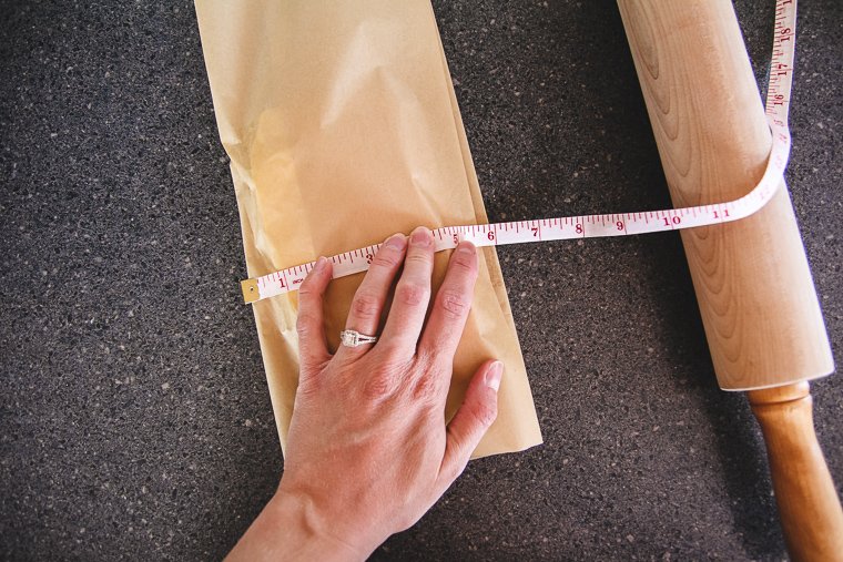 measuring the parchment paper pouch