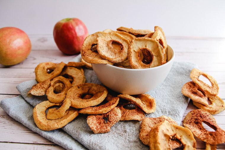 Magic Mill Dehydrator Review and Recipe for Cinnamon Apple Rings