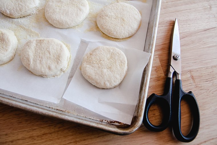 cutting the parchment around the muffin